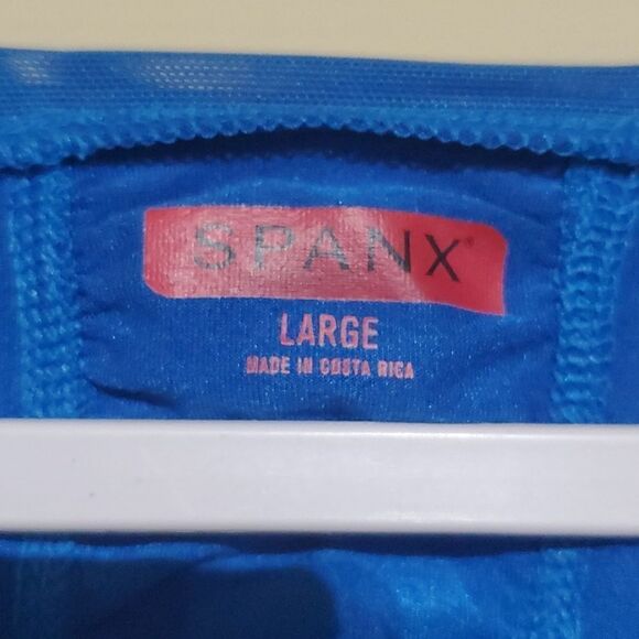 SPANX Streamlined Long Sleeve Top Blue - Size Large NWT - Picture 7 of 8